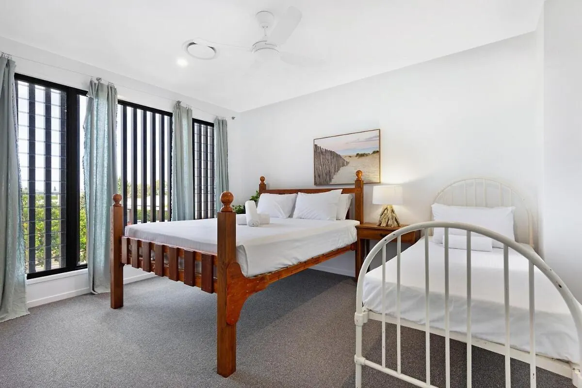 Dom wakacyjny Willa Oceanic-Pet Friendly Townhouse 8Min To Mooloolaba Parrearra